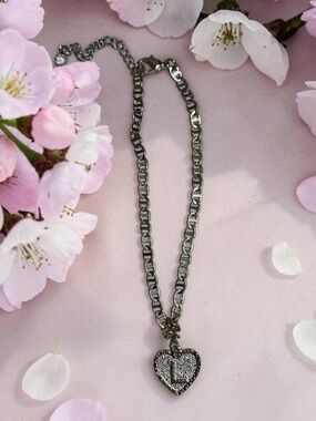 🫶🏻 Silver “L” Heart Pendant Bracelet